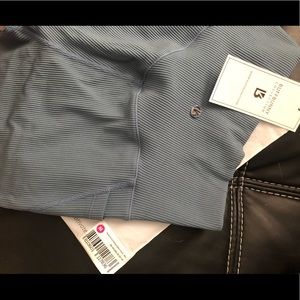 Buffbunny material girl ribbed biker shorts, NWT size medium